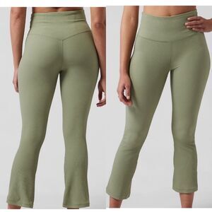 Athleta Elation Rib Crop Flare Leggings Green Size Extra Small